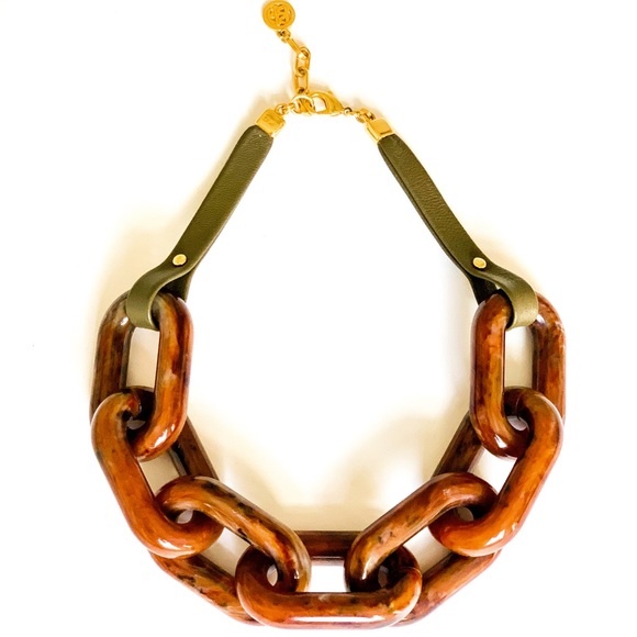 Ben-Amun Jewelry - Ben-Amun Large Tortoiseshell Plexi Necklace Chain